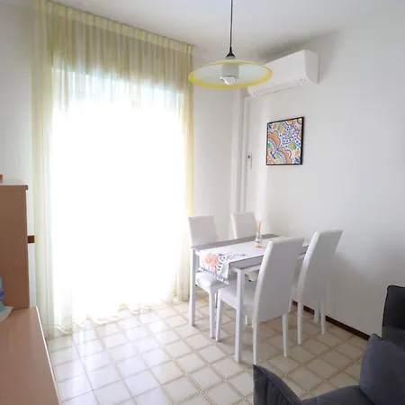 Benelux Rubino 16 Appartamento Lido di Jesolo