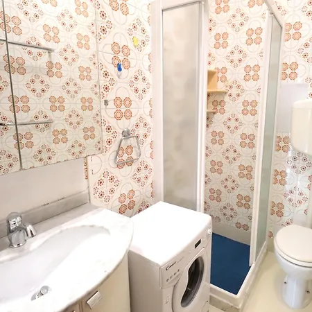 Benelux Rubino 16 Lido di Jesolo
